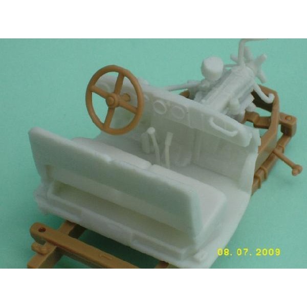 Early War Production Cabin with Engine for Opel Blitz Tamiya
